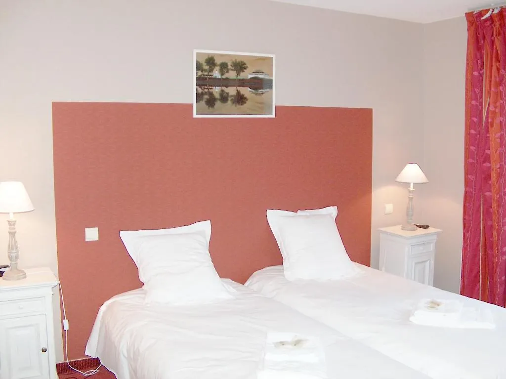 Hotel Palais Des Fleurs Restaurant La Cremaillere Aix-les-Bains 3*,