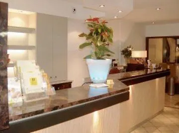 Hotel Palais Des Fleurs Restaurant La Cremaillere Aix-les-Bains 3*,